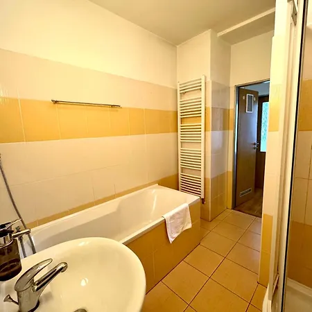 Silver Apartment